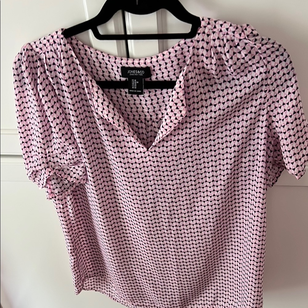 Jones New York Pink Puff Sleeve Blouse